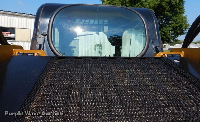 image for item DL5738 2010 Caterpillar 277C  tracked skid steer loader