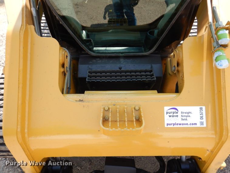 image for item DL5738 2010 Caterpillar 277C  tracked skid steer loader