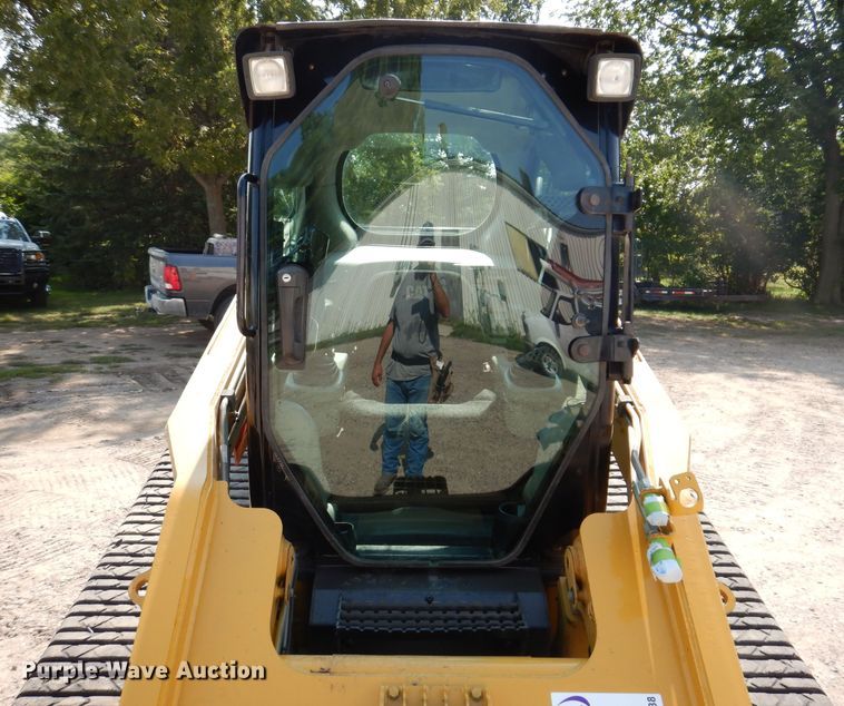 image for item DL5738 2010 Caterpillar 277C  tracked skid steer loader