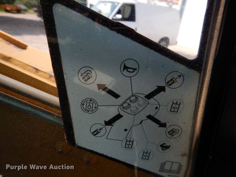 image for item DL5738 2010 Caterpillar 277C  tracked skid steer loader