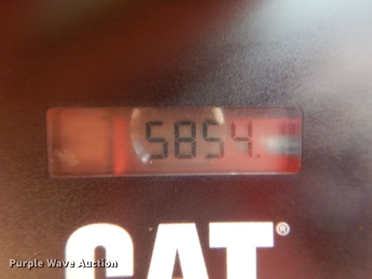 image for item DL5738 2010 Caterpillar 277C  tracked skid steer loader