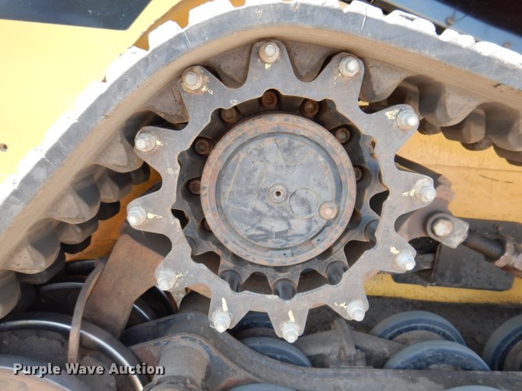 image for item DL5738 2010 Caterpillar 277C  tracked skid steer loader