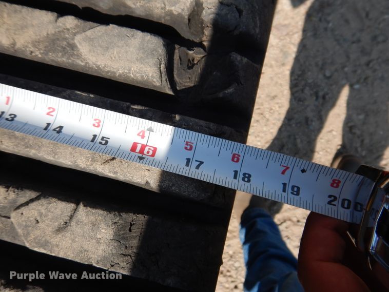 image for item DL5738 2010 Caterpillar 277C  tracked skid steer loader