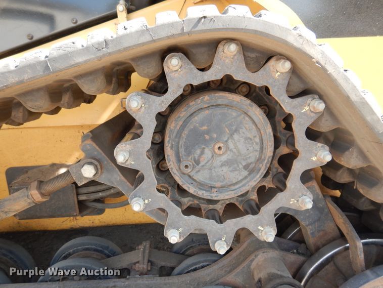 image for item DL5738 2010 Caterpillar 277C  tracked skid steer loader