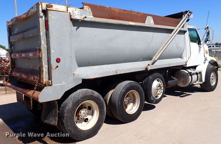 image for item DL7546 2005 Sterling LT7500  dump truck