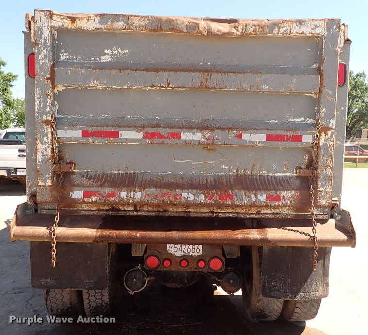 image for item DL7546 2005 Sterling LT7500  dump truck