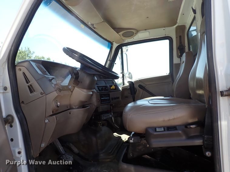 image for item DL7546 2005 Sterling LT7500  dump truck