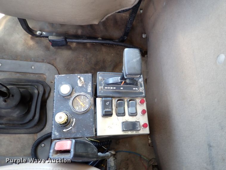 image for item DL7546 2005 Sterling LT7500  dump truck