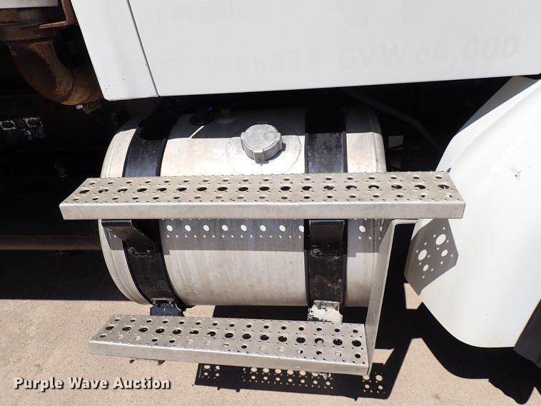 image for item DL7546 2005 Sterling LT7500  dump truck