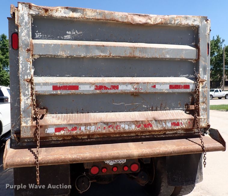 image for item DL7546 2005 Sterling LT7500  dump truck