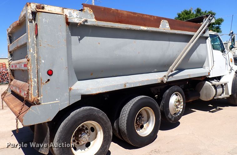image for item DL7546 2005 Sterling LT7500  dump truck