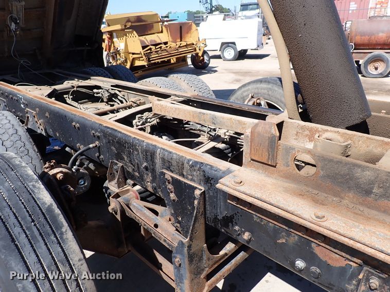 image for item DL7546 2005 Sterling LT7500  dump truck