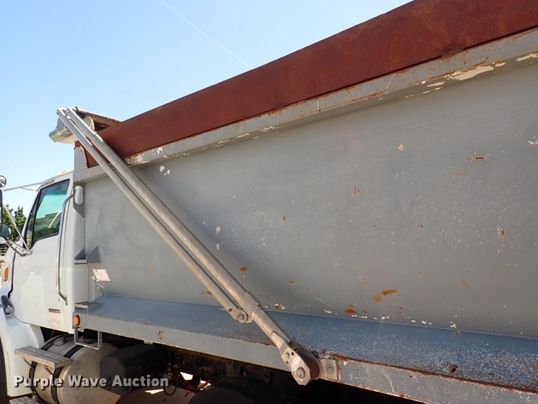 image for item DL7546 2005 Sterling LT7500  dump truck