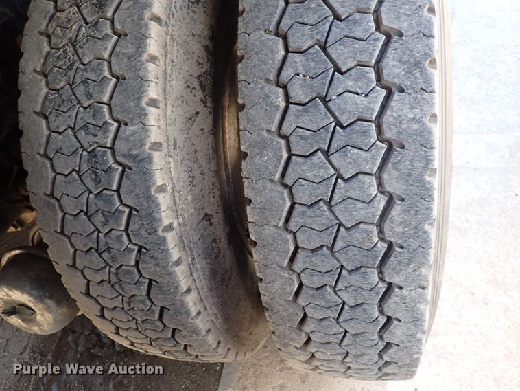 image for item DL7546 2005 Sterling LT7500  dump truck