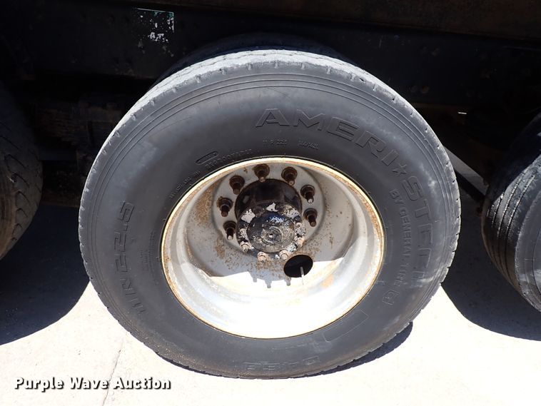 image for item DL7546 2005 Sterling LT7500  dump truck