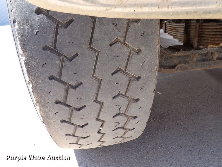 image for item DL7546 2005 Sterling LT7500  dump truck