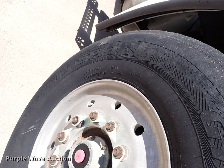 image for item DL7546 2005 Sterling LT7500  dump truck