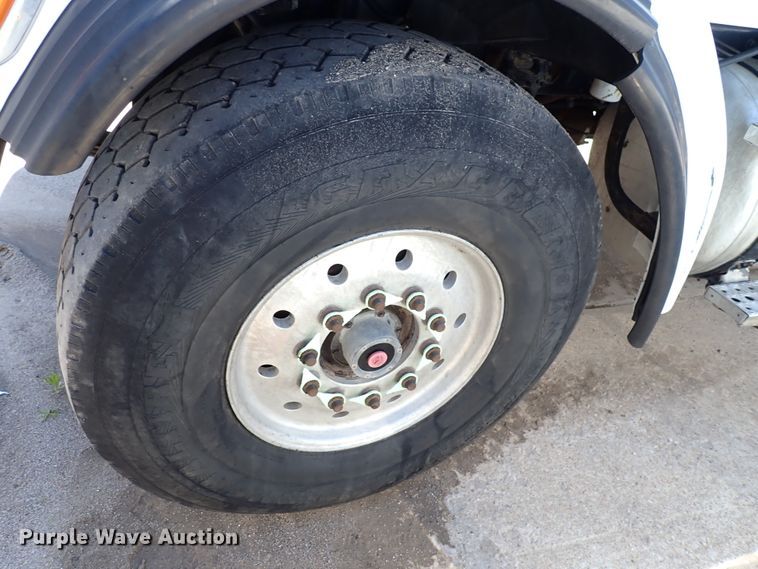 image for item DL7546 2005 Sterling LT7500  dump truck