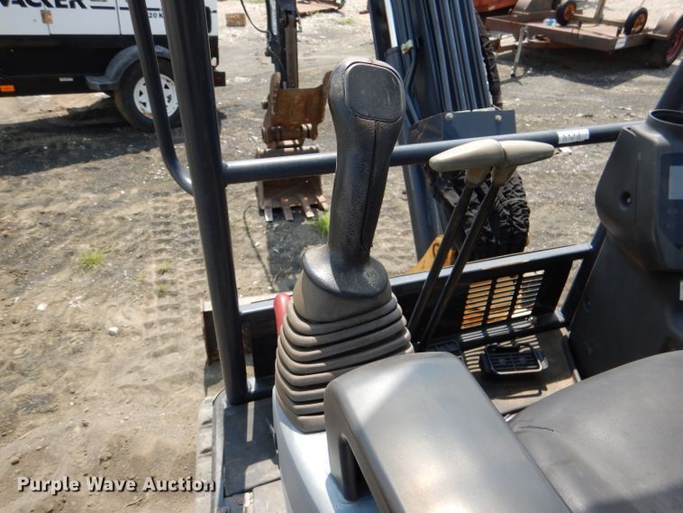 image for item DM0596 2012 John Deere 35D  mini excavator