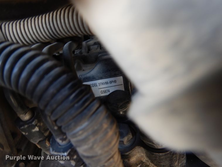 image for item DM0596 2012 John Deere 35D  mini excavator