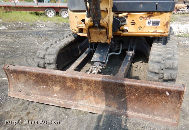 image for item DM0596 2012 John Deere 35D  mini excavator