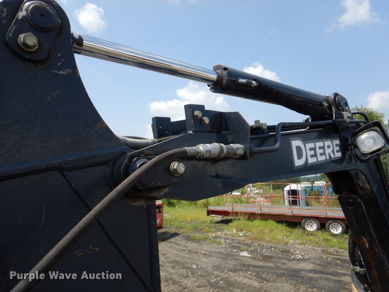 image for item DM0596 2012 John Deere 35D  mini excavator