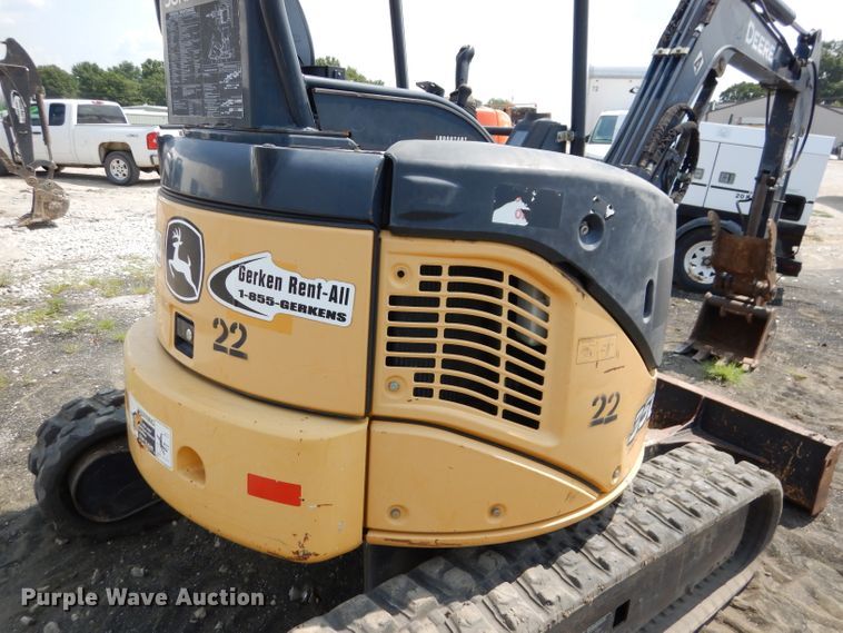 image for item DM0596 2012 John Deere 35D  mini excavator