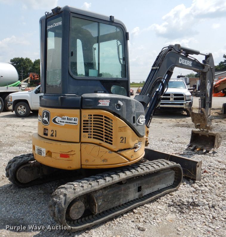 image for item DM0603 2012 John Deere 35D  mini excavator