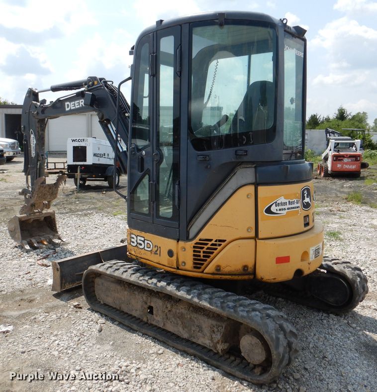 image for item DM0603 2012 John Deere 35D  mini excavator