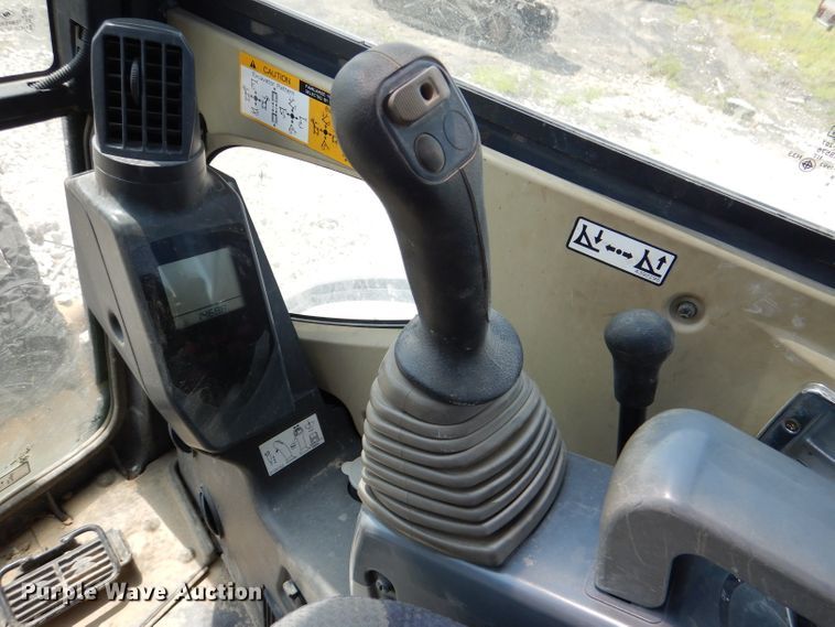 image for item DM0603 2012 John Deere 35D  mini excavator