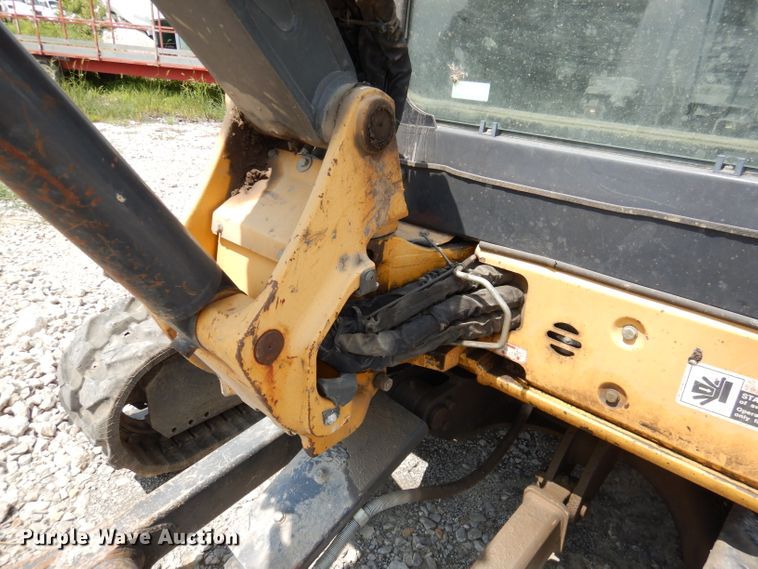 image for item DM0603 2012 John Deere 35D  mini excavator