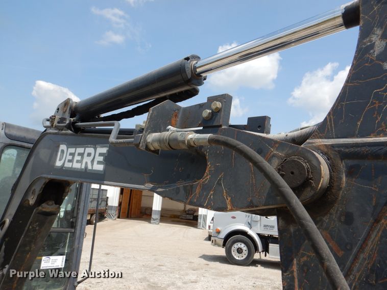 image for item DM0603 2012 John Deere 35D  mini excavator