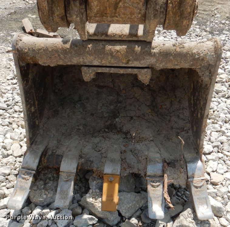 image for item DM0603 2012 John Deere 35D  mini excavator