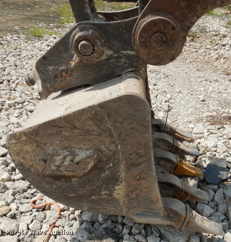 image for item DM0603 2012 John Deere 35D  mini excavator