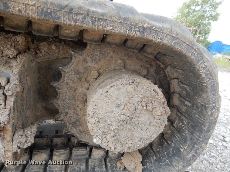 image for item DM0603 2012 John Deere 35D  mini excavator