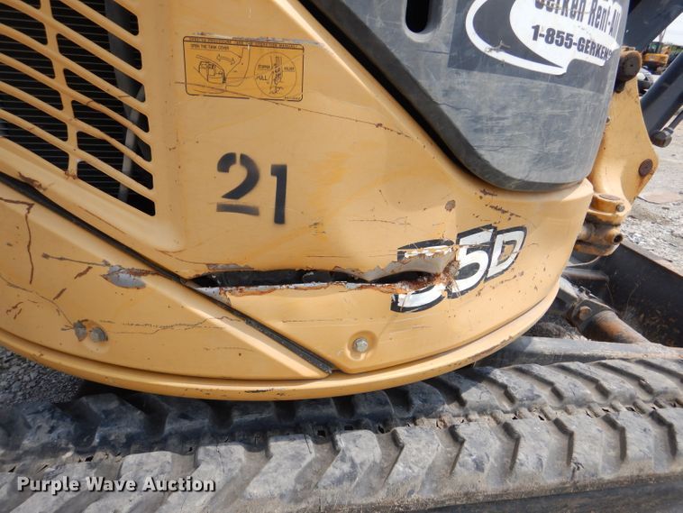 image for item DM0603 2012 John Deere 35D  mini excavator