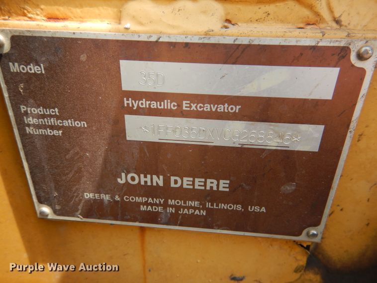 image for item DM0603 2012 John Deere 35D  mini excavator