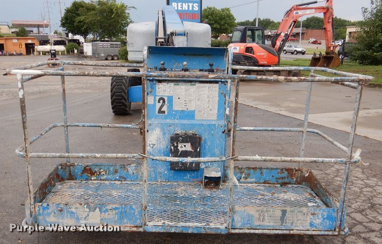 image for item DM1279 2008 Genie S65  boom lift