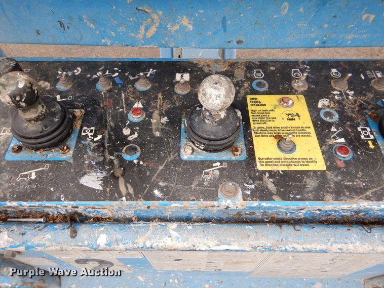 image for item DM1279 2008 Genie S65  boom lift