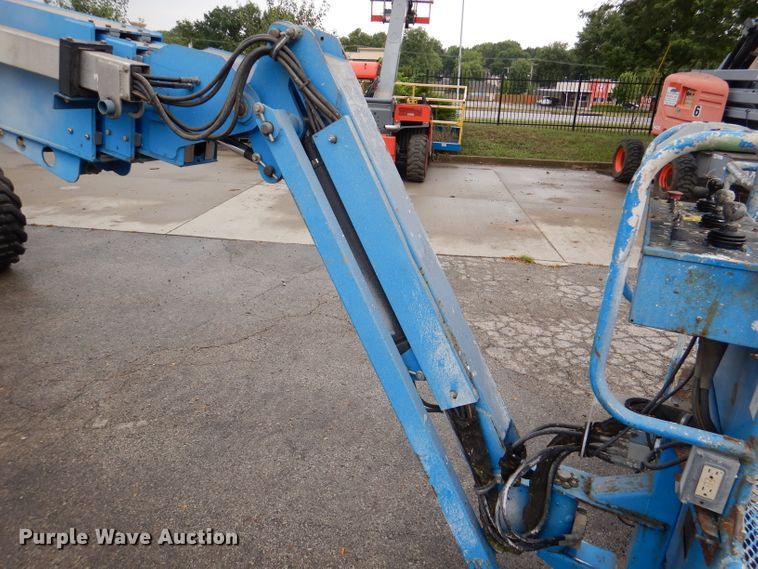 image for item DM1279 2008 Genie S65  boom lift