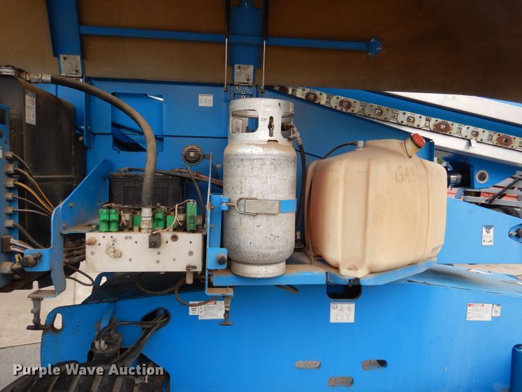 image for item DM1279 2008 Genie S65  boom lift