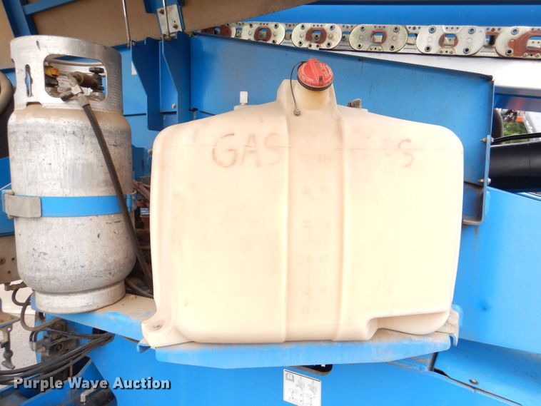 image for item DM1279 2008 Genie S65  boom lift