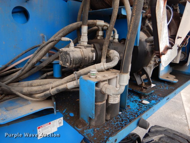image for item DM1279 2008 Genie S65  boom lift