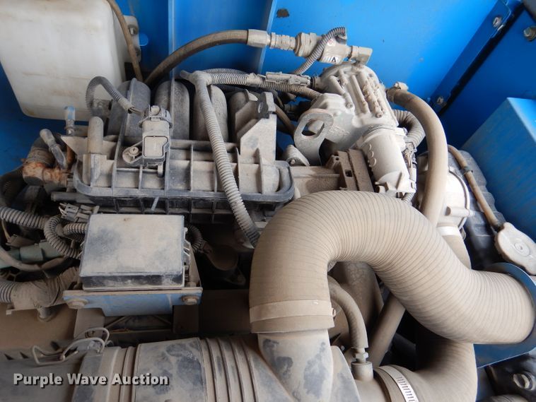 image for item DM1279 2008 Genie S65  boom lift