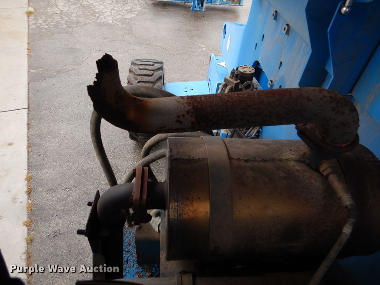 image for item DM1279 2008 Genie S65  boom lift