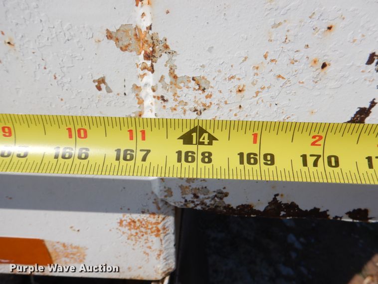 image for item DM3863 1998 International 4900  dump truck