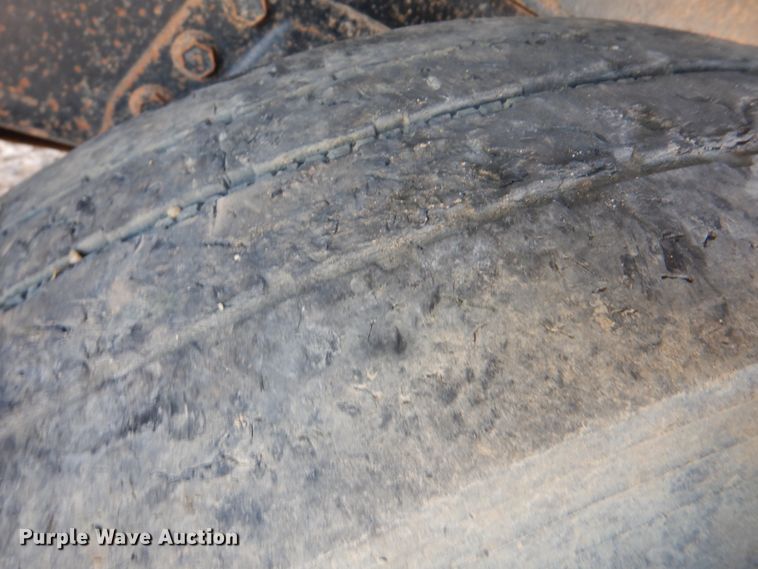 image for item DM3863 1998 International 4900  dump truck