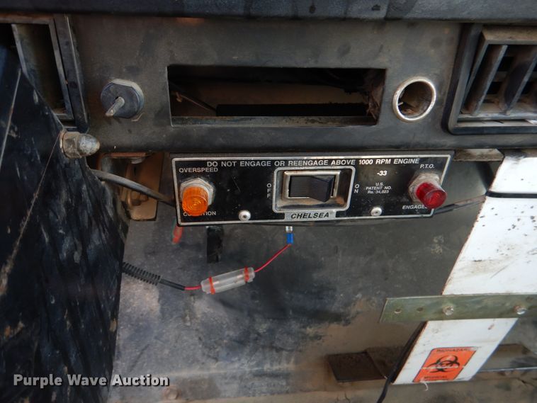 image for item DM3865 1999 International 2554  dump truck