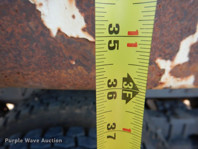 image for item DM3865 1999 International 2554  dump truck