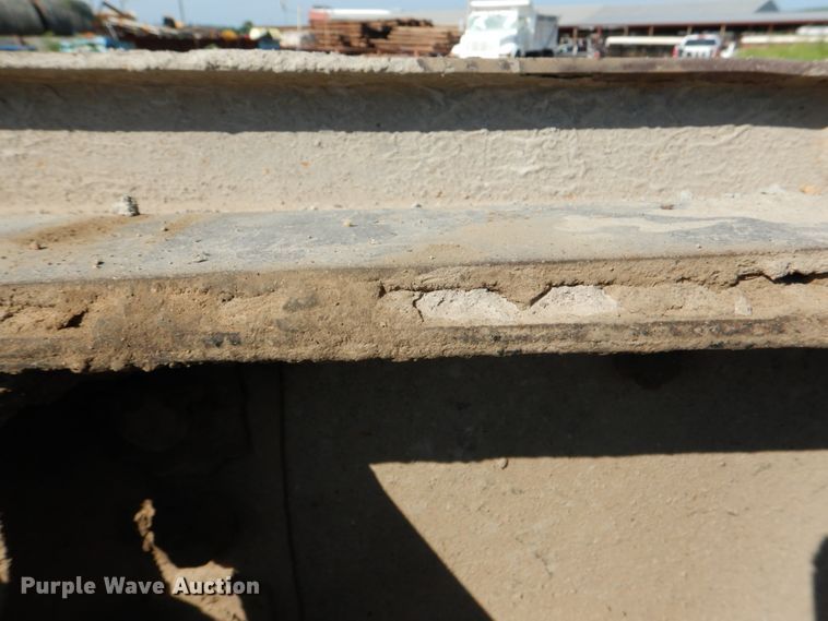 image for item DM3865 1999 International 2554  dump truck